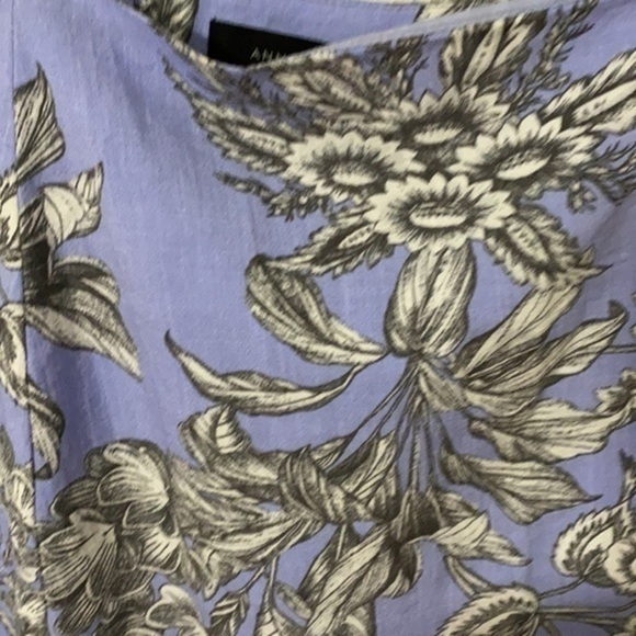 Ann Taylor floral wrap skirt - Picture 2 of 8